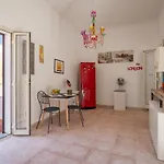 Casa Ferrito - *